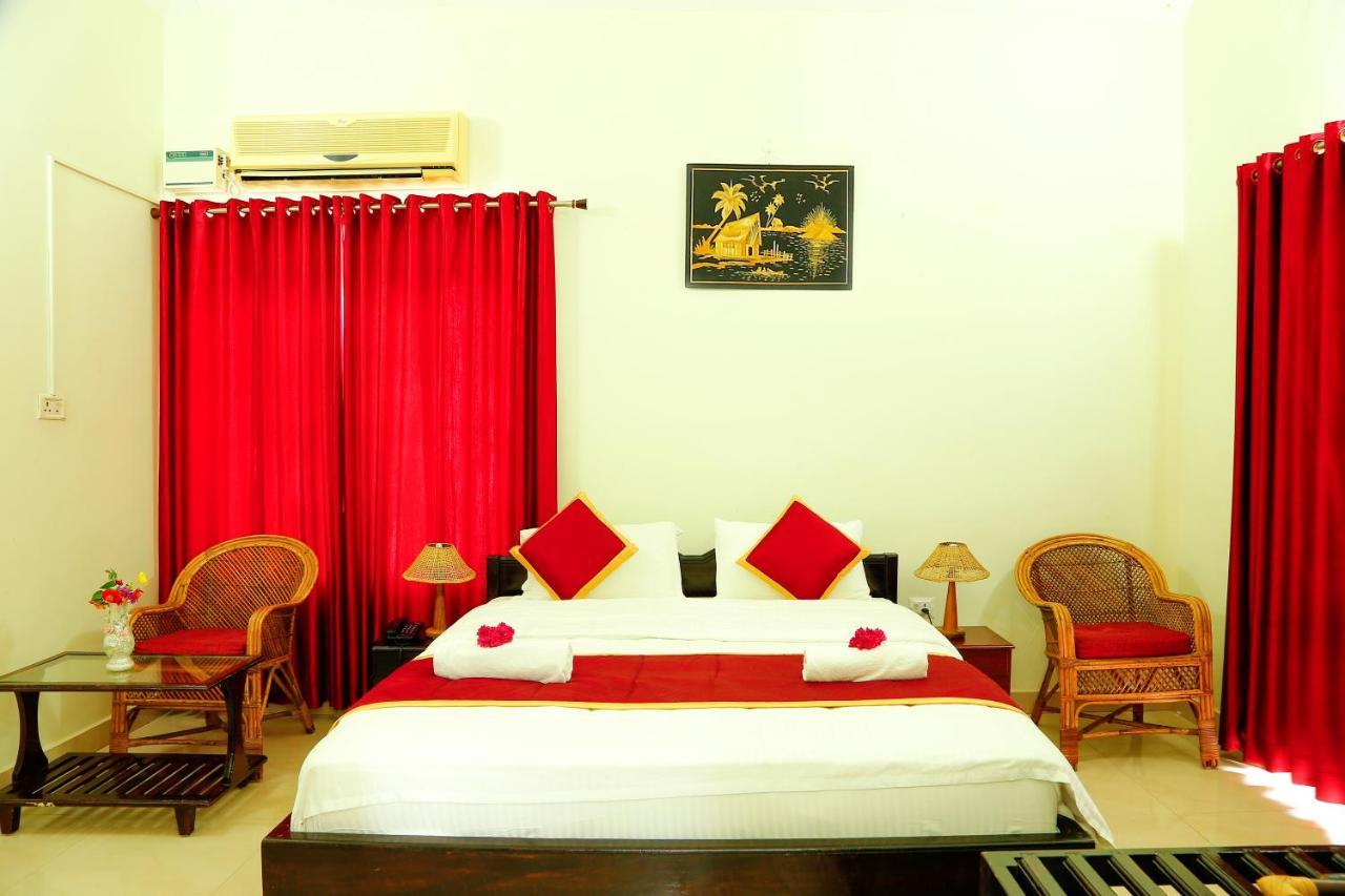 La Exotica Otel Varkala Dış mekan fotoğraf