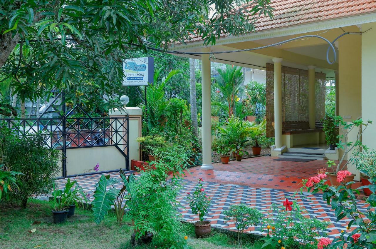 La Exotica Otel Varkala Dış mekan fotoğraf