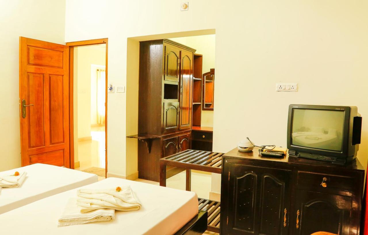 La Exotica Otel Varkala Dış mekan fotoğraf