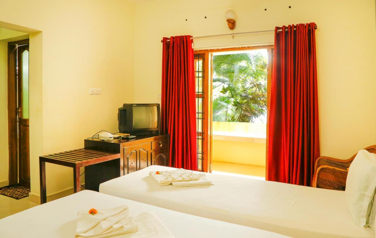 La Exotica Otel Varkala Dış mekan fotoğraf